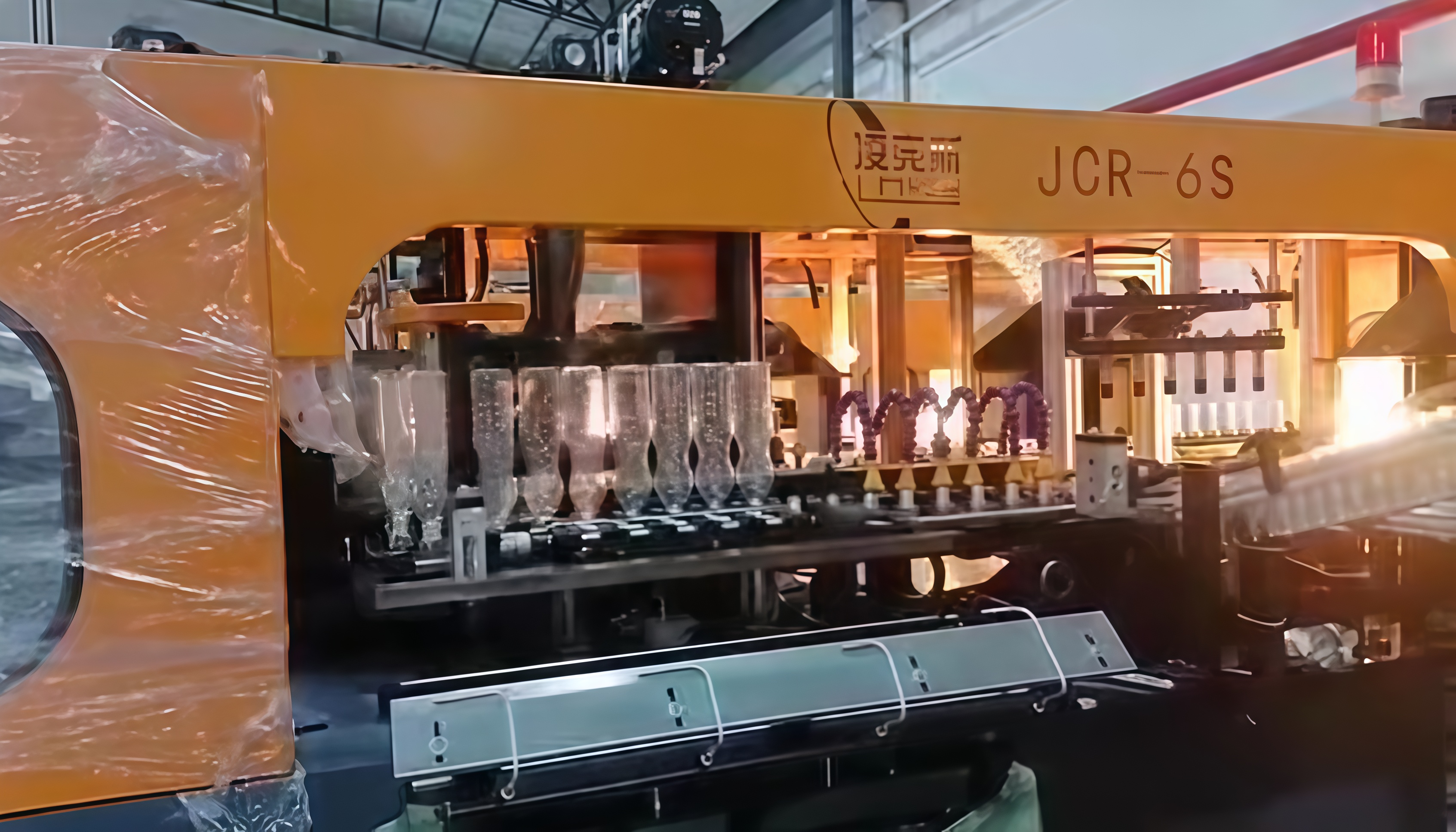 9500BPH PET Bottle Blow Molding Machine