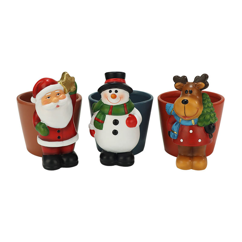 What Are the Most Traditional Christmas Ornaments?