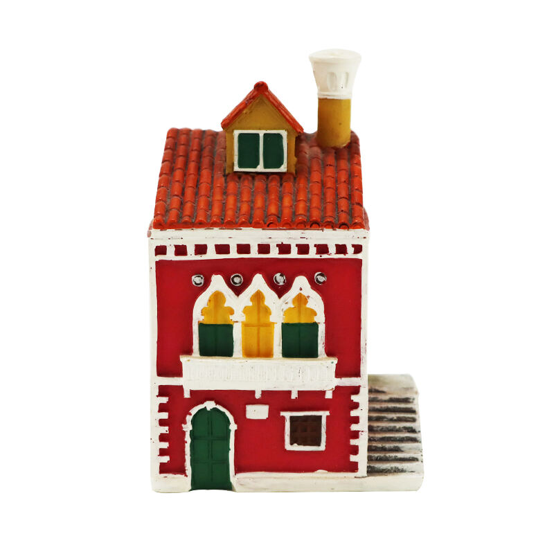 Kis Méretű Vörös Ház Díszítőfigura – Kézzel Festett Asztali Dísz