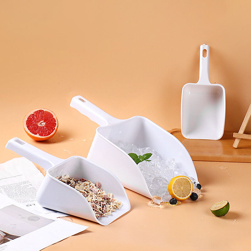 Flat Bottom Plastic Ice Scoop , Polycarbonate, White, BA3036