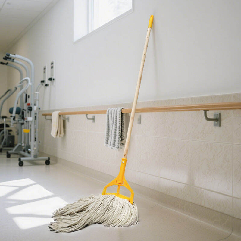 JA3151 wooden mop handle (9).jpg