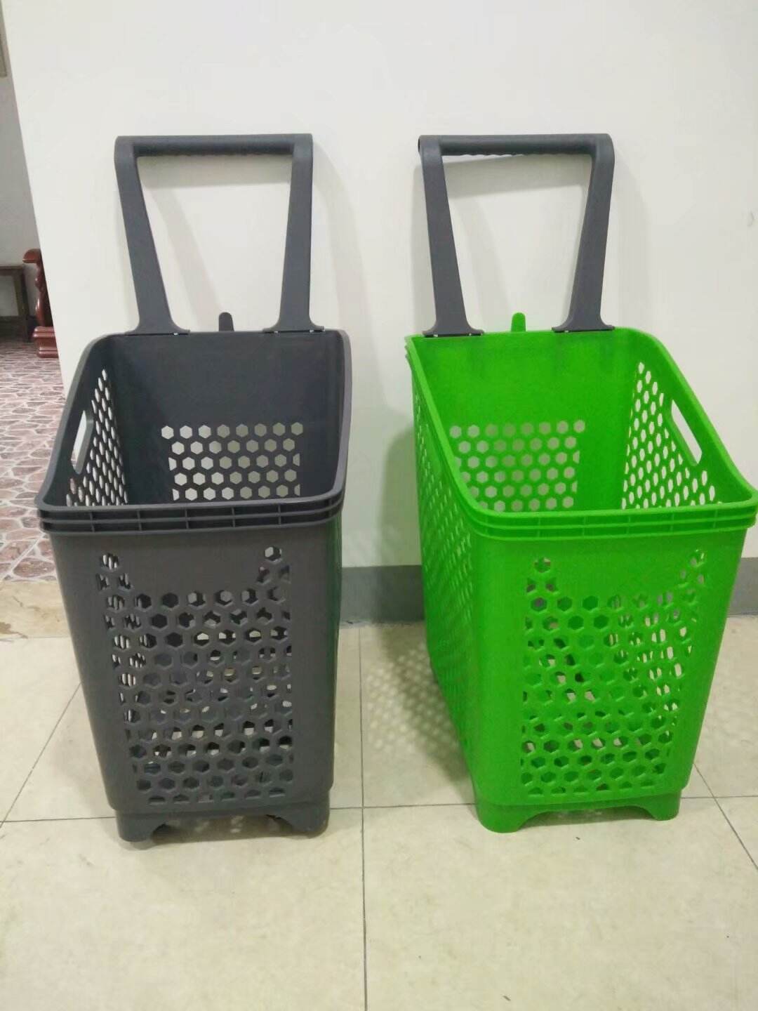 hand push basket.jpg
