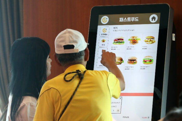 ordering tablet for restaurant.jpg