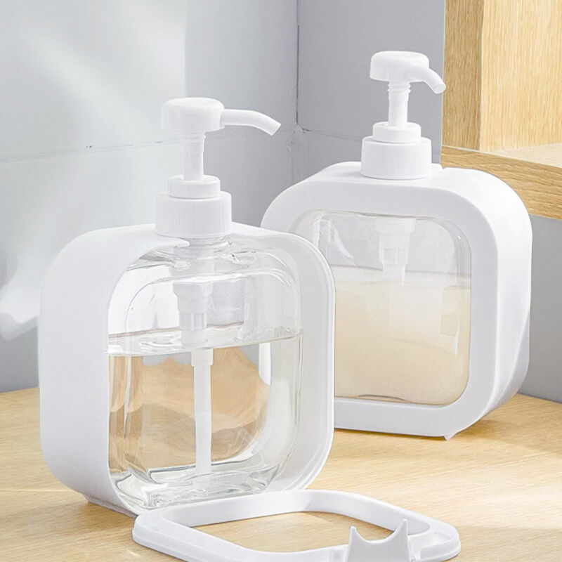 Why Should You Choose Plastic Over Glass for Spice Storage?
