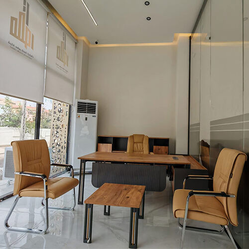Exhibición en el Showroom de Trípoli