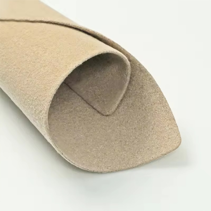 Para mantener tus zapatos de cuero artificial, deberías limpiarlos regularmente, hidratarlos y almacenarlos adecuadamente.