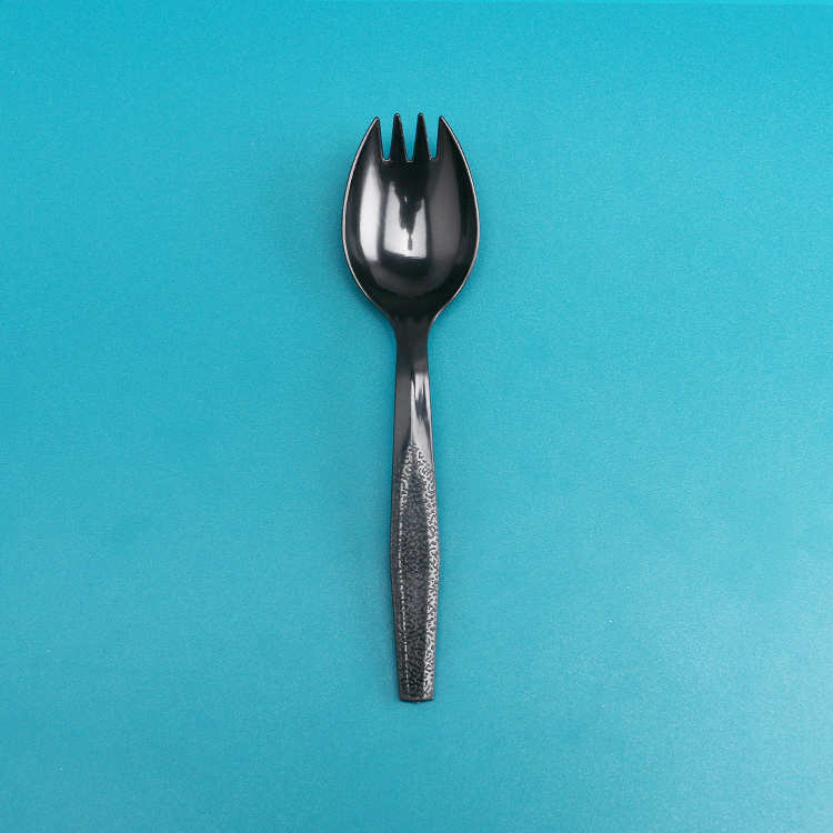 2.8g PP Disposable Plastic Spork - Black  PP Spork-2.8g