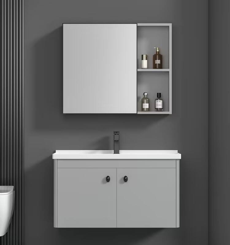 Hoe kunt u de opslagruimte in kleine ruimtes maximaliseren met een wandgemonteerde badkamerkast?