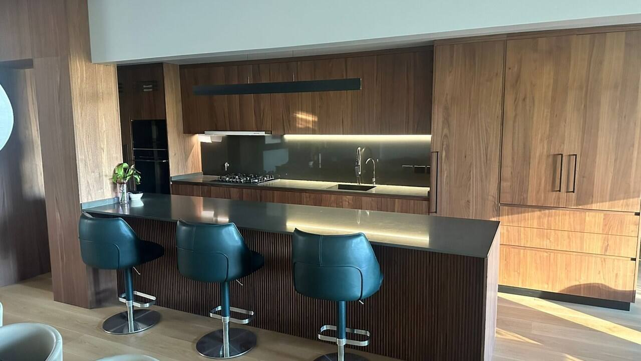 02_IMAGE_URL_02_KITCHEN_WIDE_1280x720.jpg