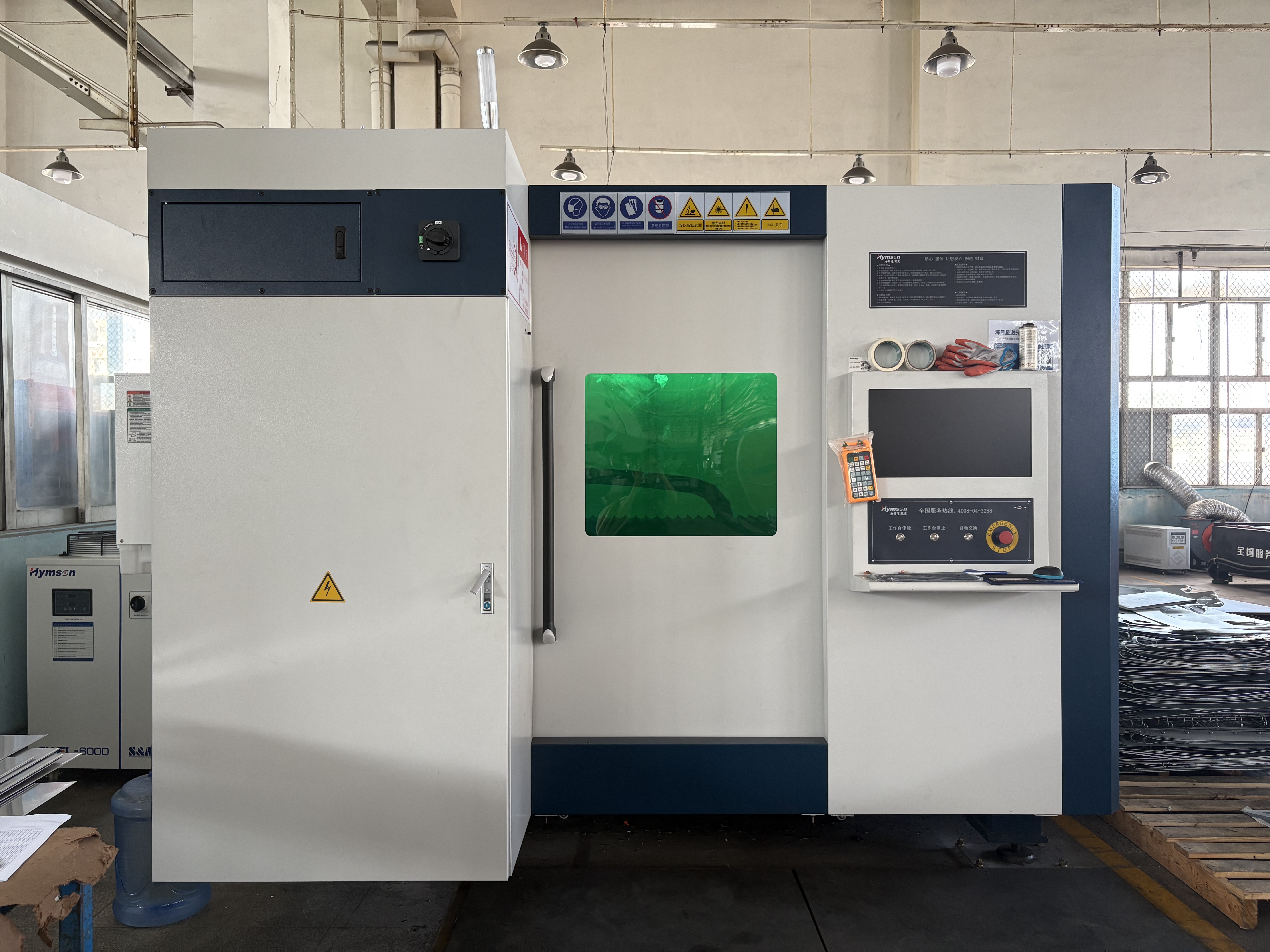Nouvelle machine de découpe laser haute vitesse de 6 kW désormais en production
