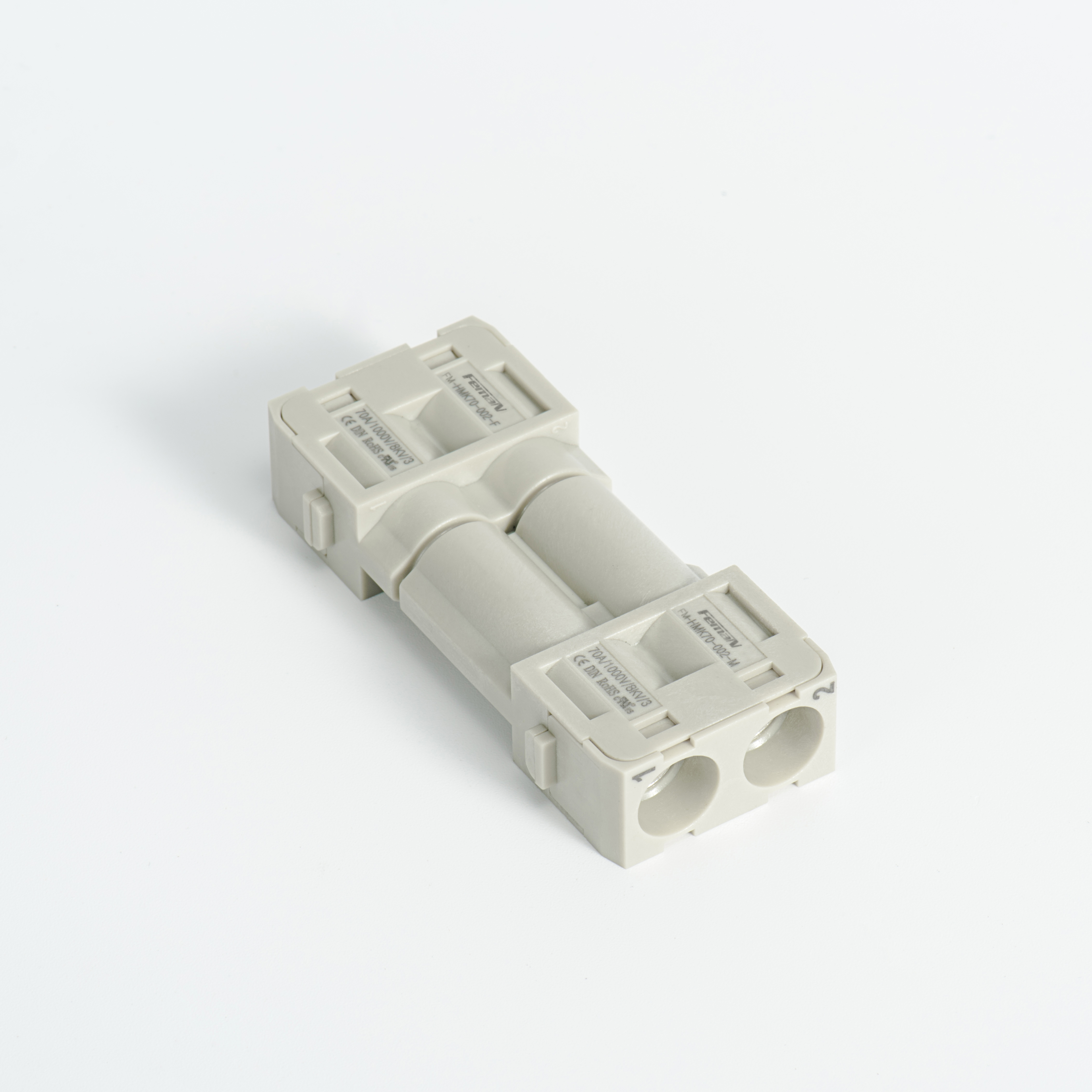 Top 7 electrical connector blocks maker in Italy