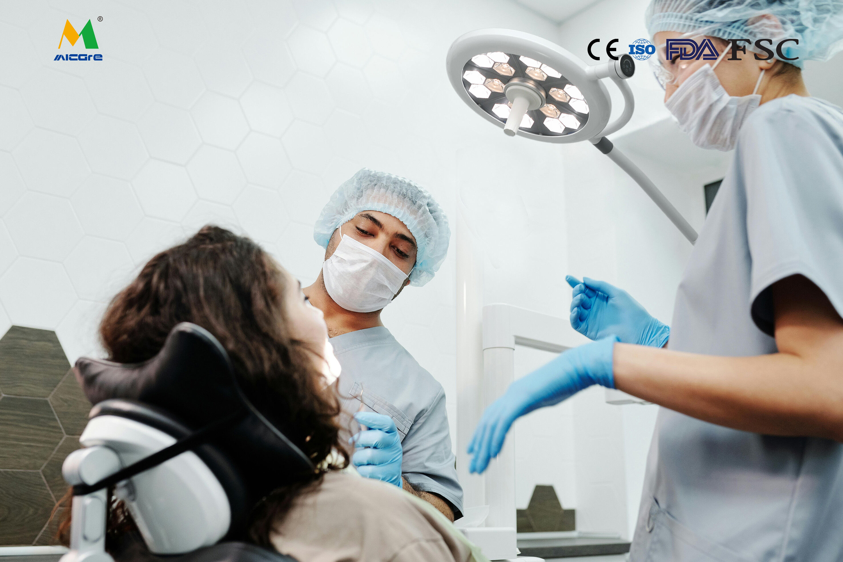 পরীক্ষা ও দৈনিক প্রক্রিয়ার জন্য পোর্টেবল LED পশুচিকিৎসা সার্জিক্যাল আলোকবিষ্ট ব্যবস্থা