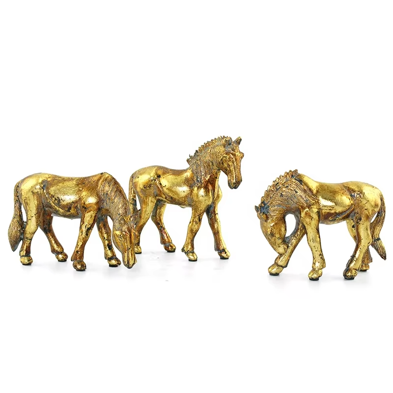 What Are the Popular Themes of Home Decor Sculptures?