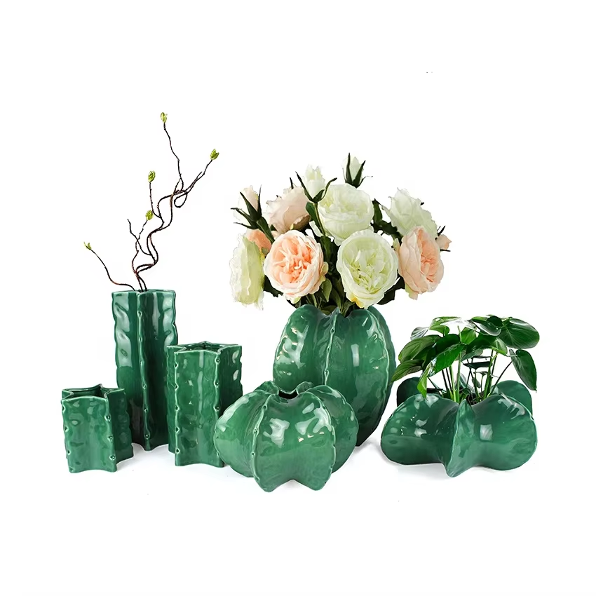 Exploring the Elegance of Ceramic & Porcelain in Home Decor