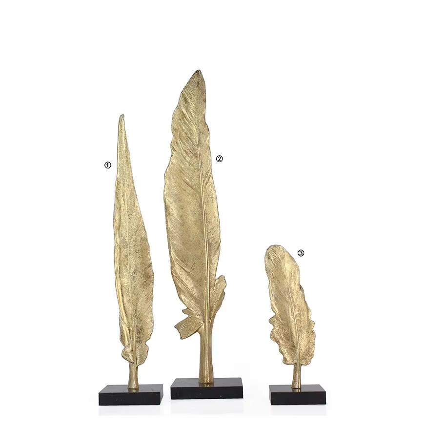 Indoor Sculptures Enhance the Artistic Atmosphere of Home
