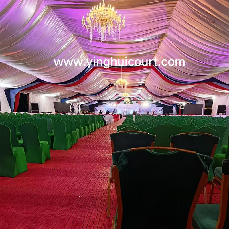 T-01 ロールアップ式グラスプロテクションフロアが実働中――ケニア・ナイロビのテントイベント！