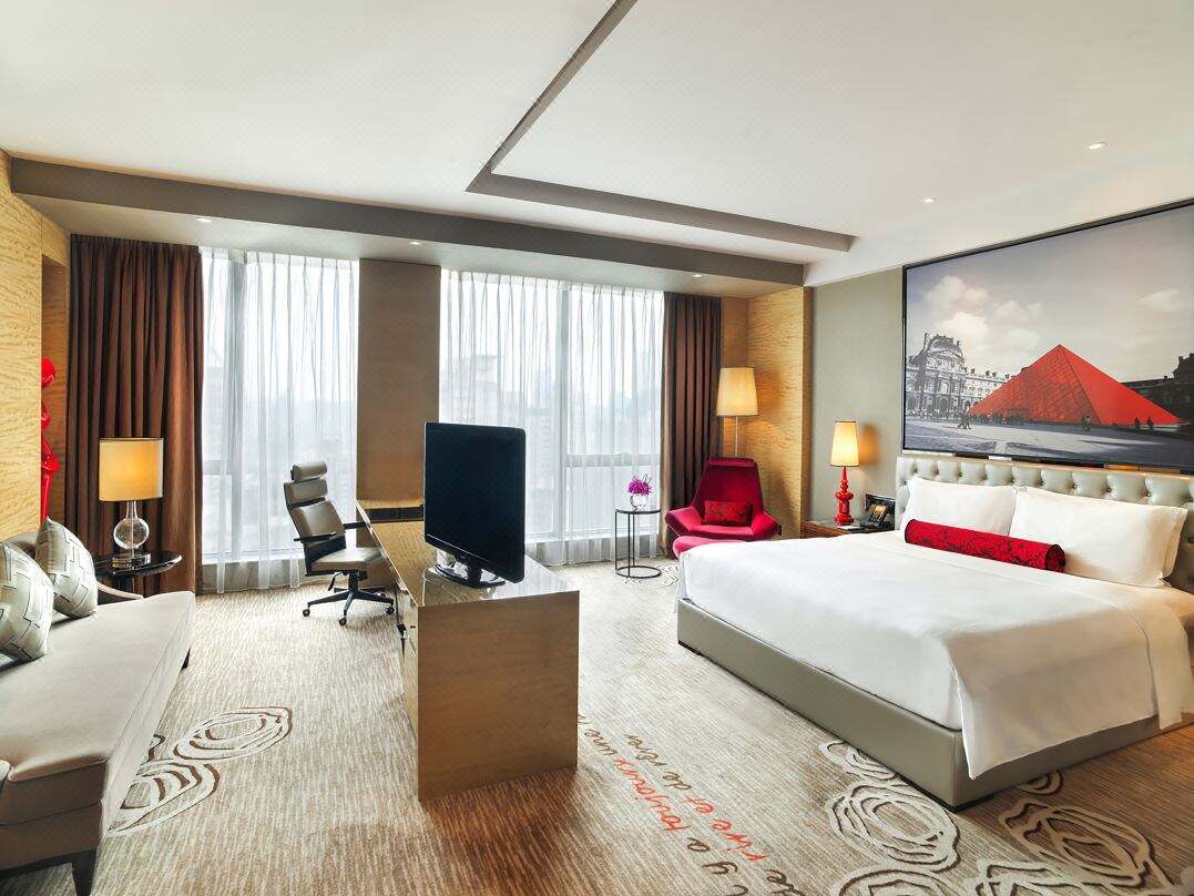 Sofitel Guangzhou Sunrich Hotel Suite Room