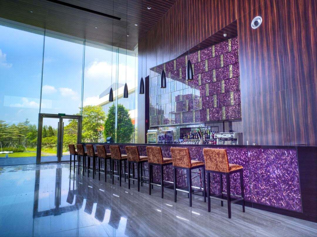 Elevates the Crowne Plaza Huadu with Bespoke Design Solutions