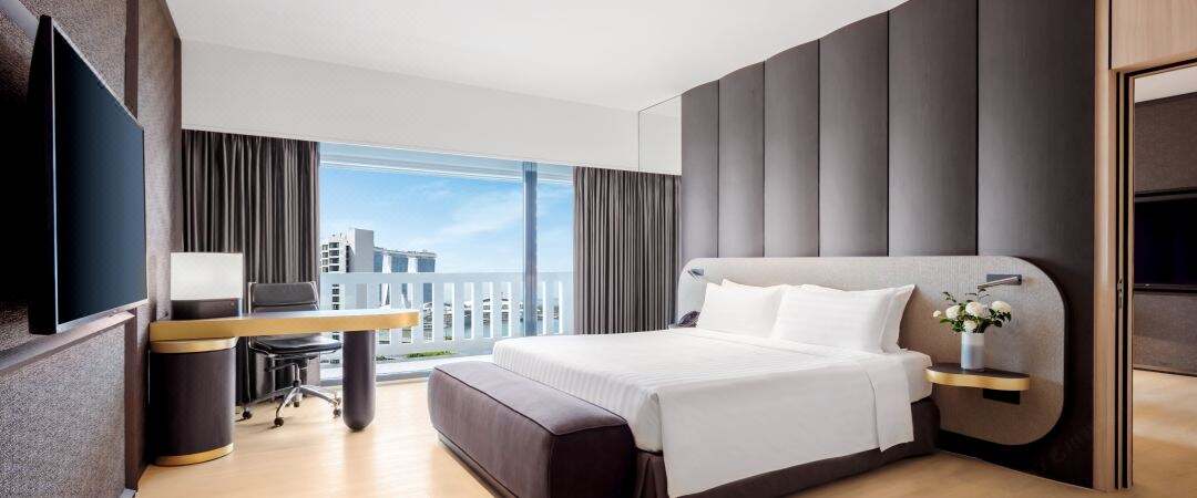 EKAR Furniture Elevates Singapore’s Marina Bay Vinpearl Luxury Hotel