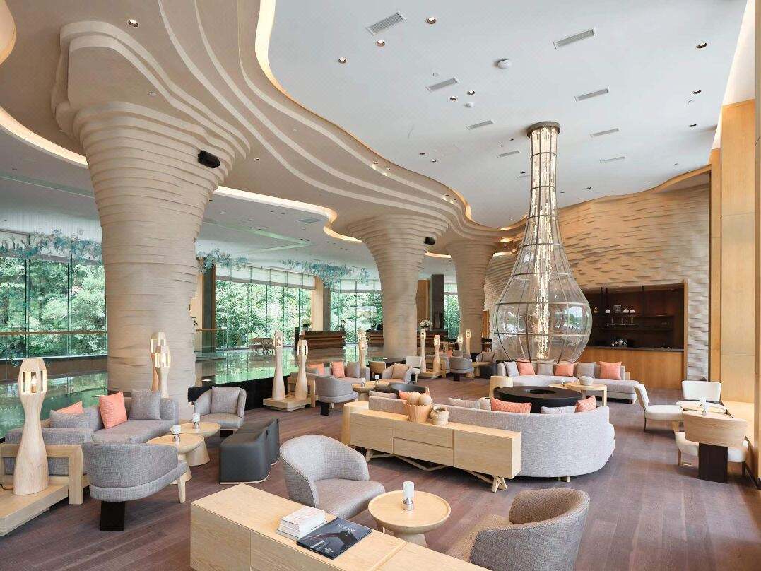 Crowne Plaza Shennongjia - Lobby Area