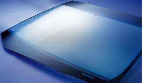 Versatile Material Handling in Automotive Glass Cutting Systems