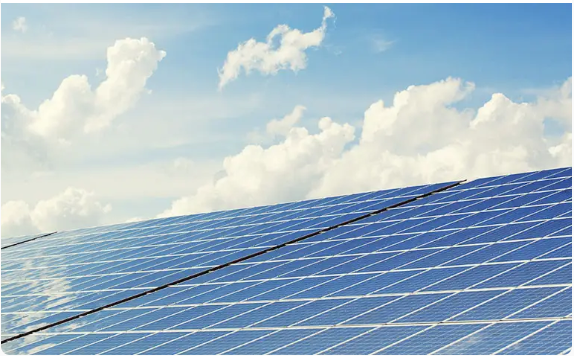 Solar Glass Processing: Custom Solutions for Unique Solar Designs
