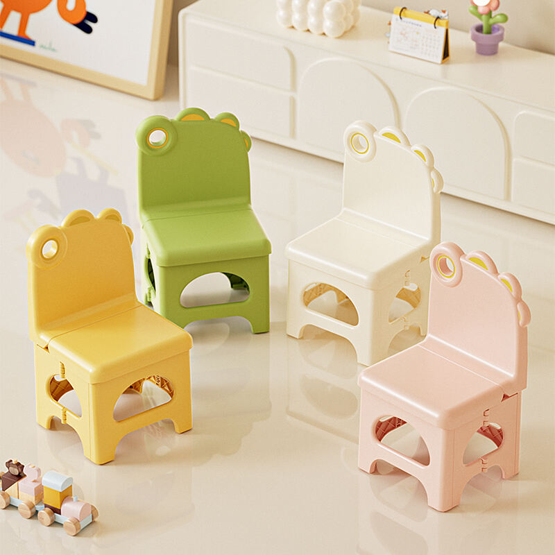 Skládací křeslo s motem dinosaura