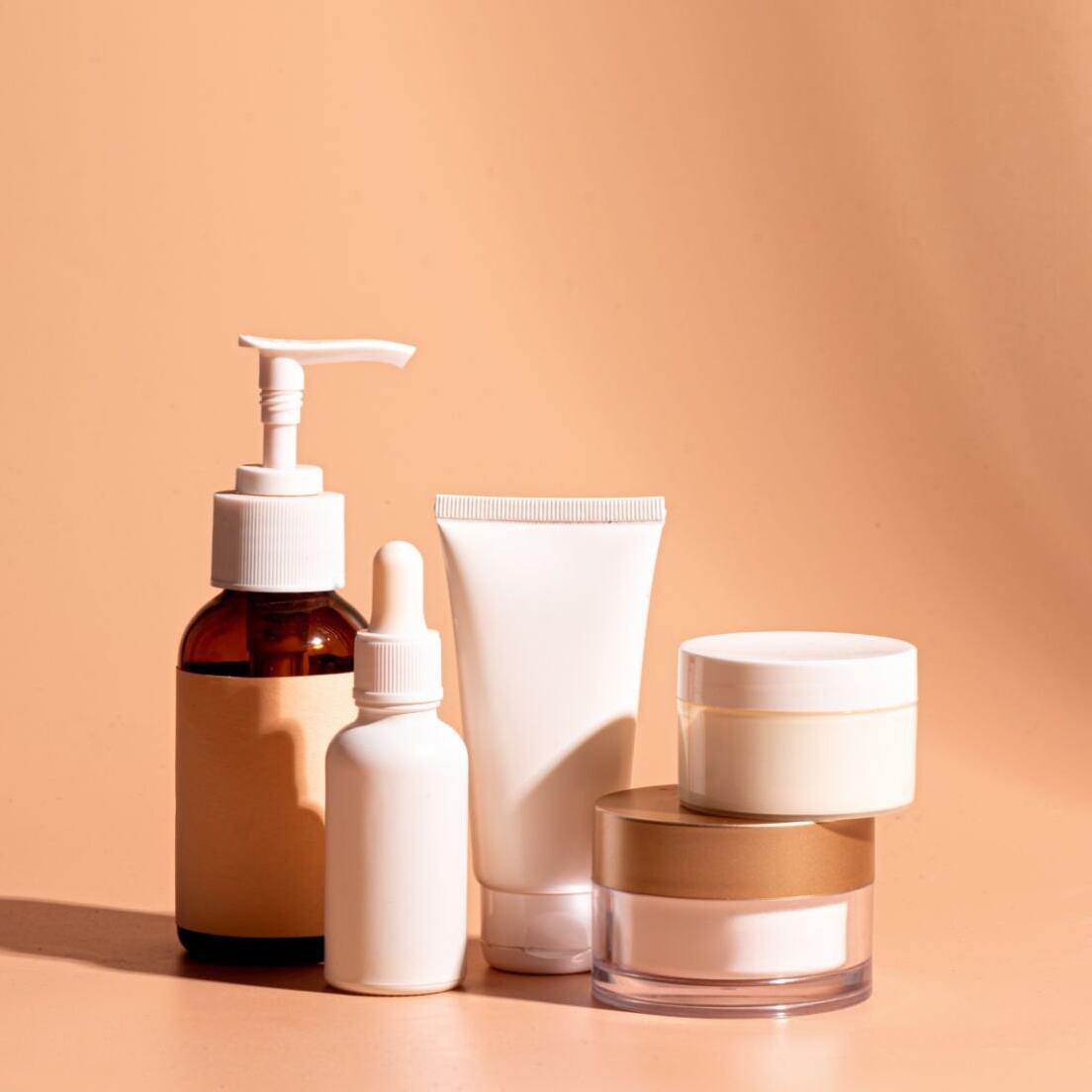 スキンケアブランド向けパッケージ選択の実用ガイド：ボトル、チューブ、ジャーなど
