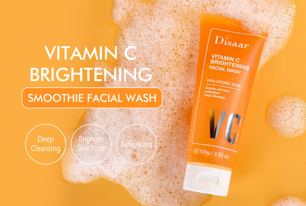 Disaar Vitamin C Brightening Smoothie Facial Wash.jpg