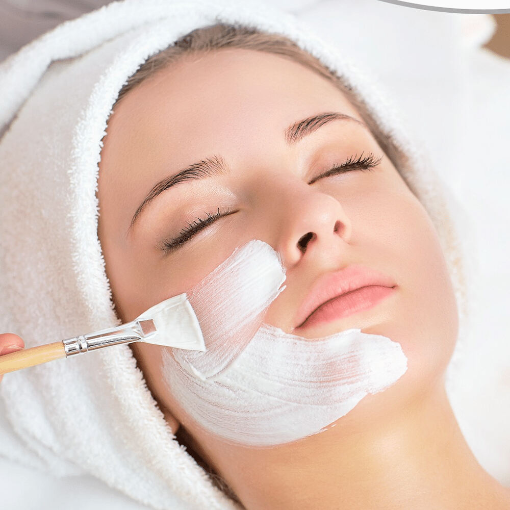 How Can You Maintain Youthful Skin with Retinol Body Care?