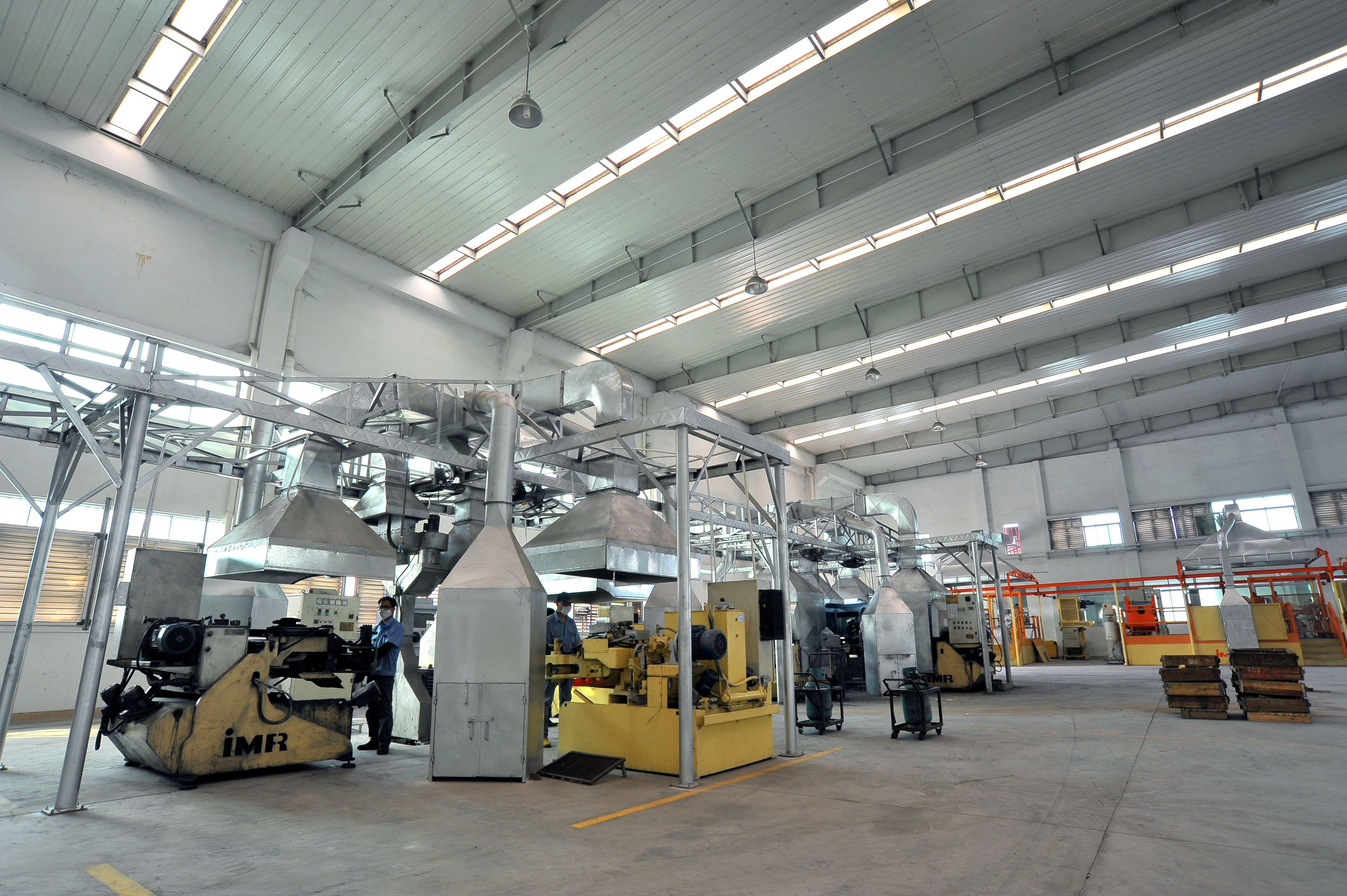 GRAVITY AND LOWPRESSURE CASTING