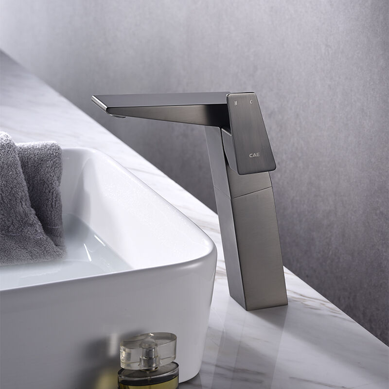 Lavatory Faucet - Brass Sanitary Fitting  41 1475