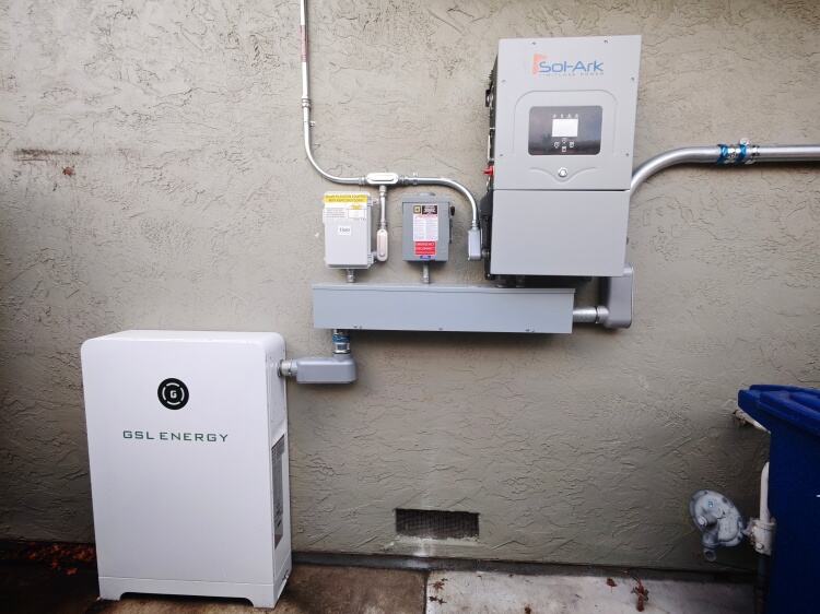 14,34 kWh UL-sertifisert bolig sol- og energilagringssystem med Sol-Ark inverter