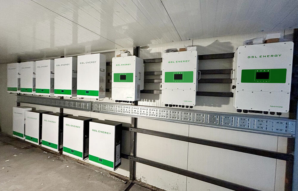 10 Unit ng 10.24kWh Wall-Mounted Energy Storage Baterya na Naka-install sa Romania