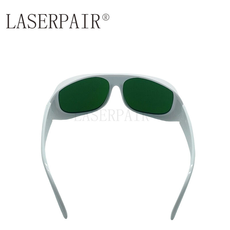 Certified Compliance with EN 207 and ANSI Z136.1