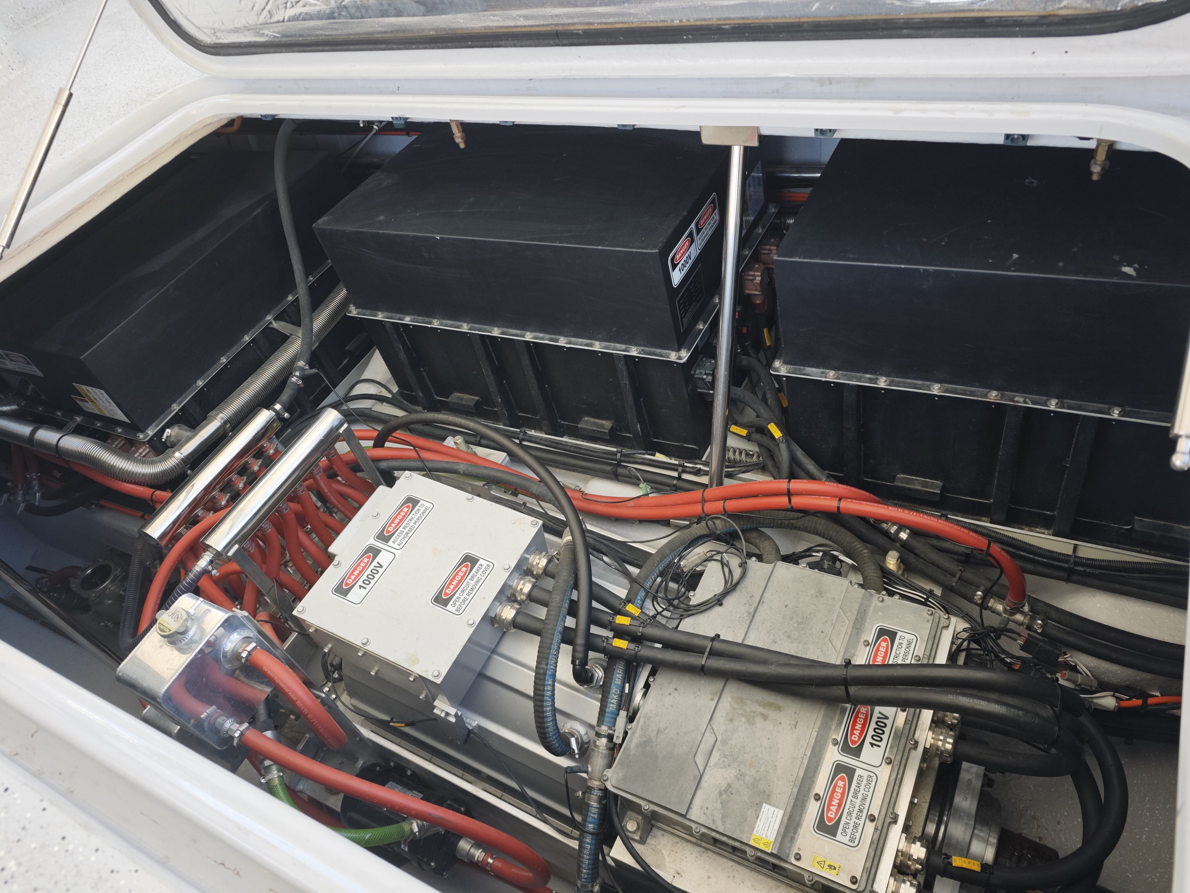 CTS 640V 240Ah Battery System for Catamaran in Australia