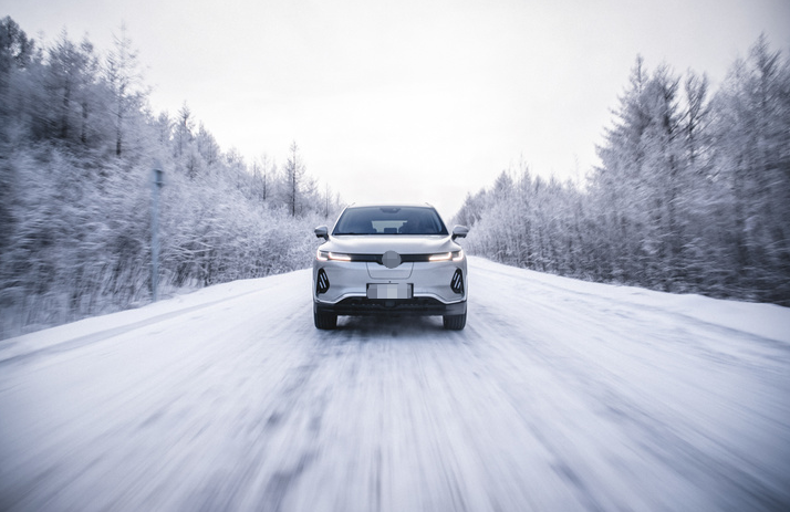 Por Que as Baterias de Lítio Têm 'Medo do Frio'?