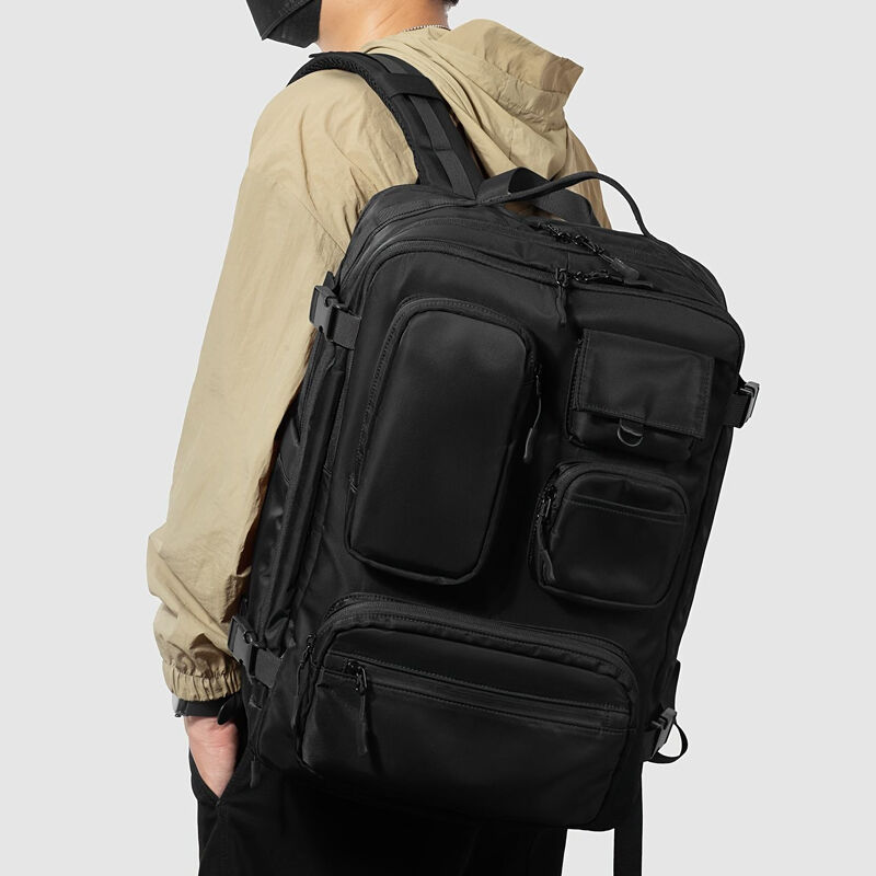 Discover the Ultimate Weekend Getaway Bag