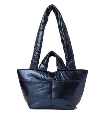 Bizning biznes sayohat sumkalari bilan sayohatingizni yangi darajaga ko'taring