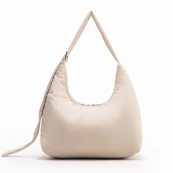 Tyvek Tote Bag Manufacturers: Innovation in Material and Design