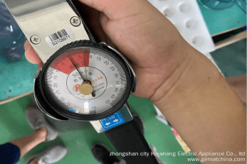 Mengapa plat pemegang penghancur (cincin bawah) tidak ketat sepenuhnya?