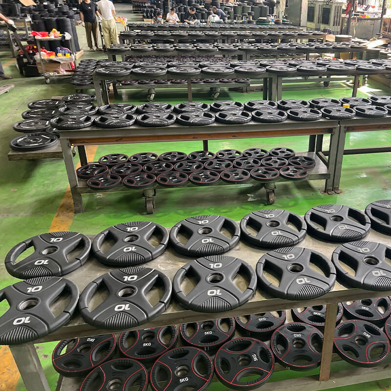 For a 5,000 sq ft gym, capital outlay costs for 20,000 lbs of plates include: