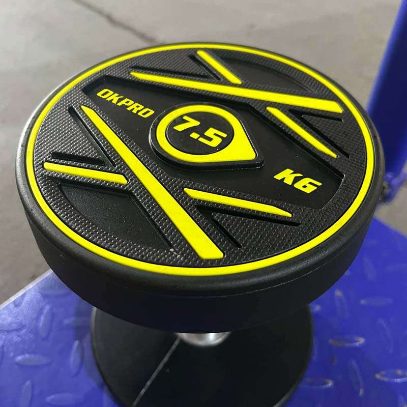 Élevez votre parcours de fitness avec les haltères OKPRO