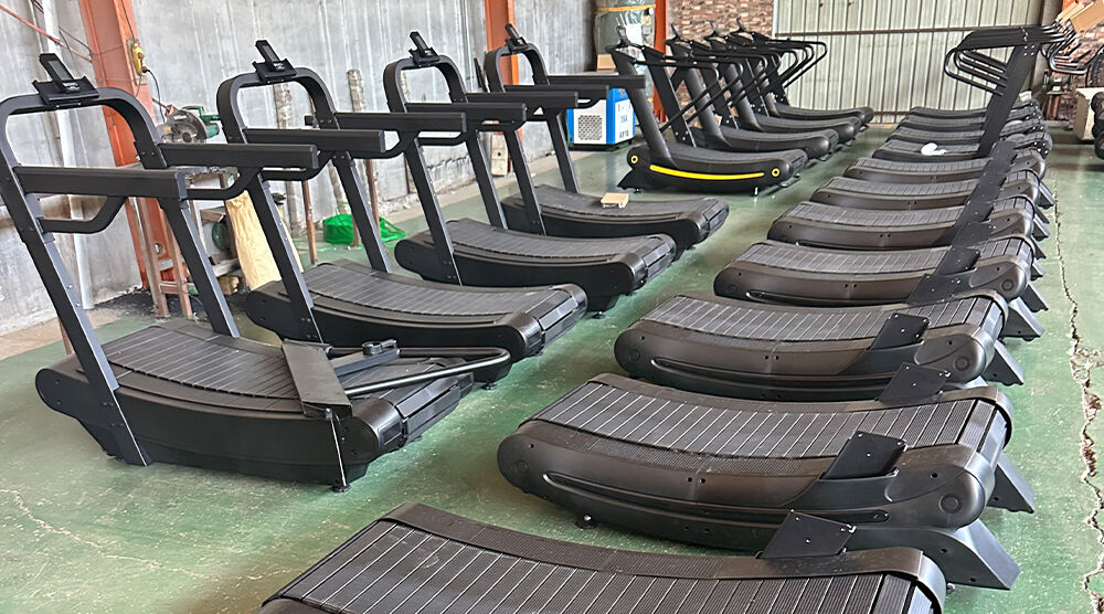 commercial-treadmill-gym-use.jpg