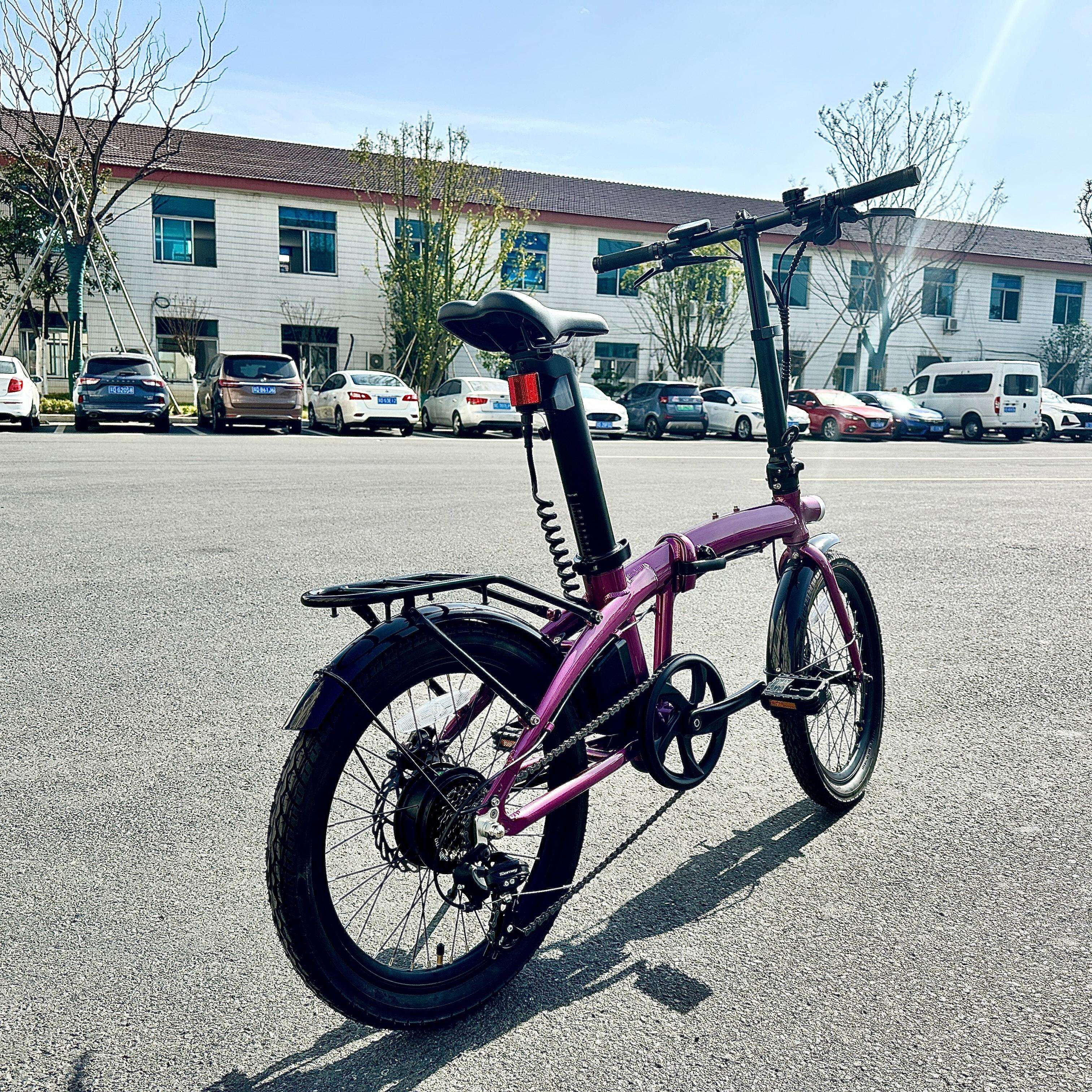 Kāpēc salokāmie bateriju velosipēdi ir ideāli pilsētas ikdienas braucējiem?