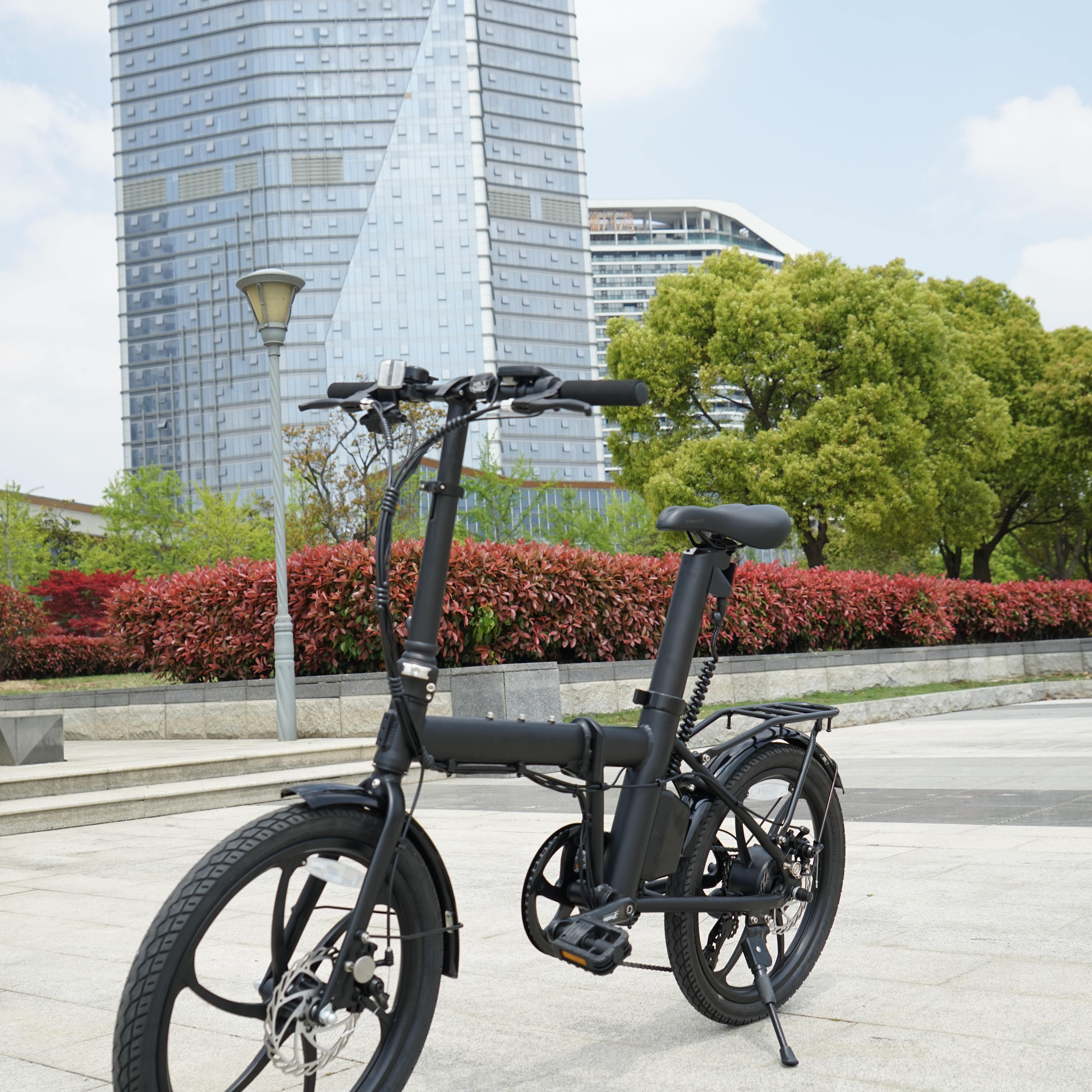 How Do Mountain E-bikes Enhance Off-Road Riding Power and Stability?