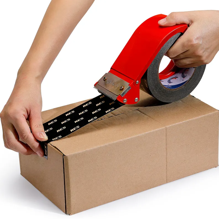 Wie stellen Sie eine korrekte Anwendung des Verpackungsbands für eine sichere Versiegelung sicher?