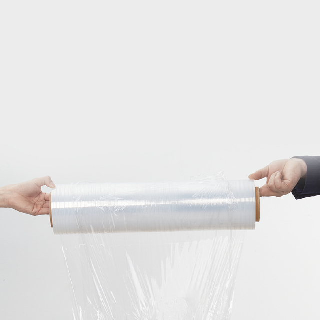 Cum poate să facă pregătirea maselor mai ușoară cu folia plastică?