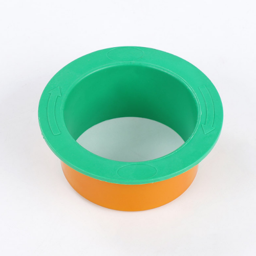 Say goodbye to tangled plastic wrap rolls with this innovative handle.