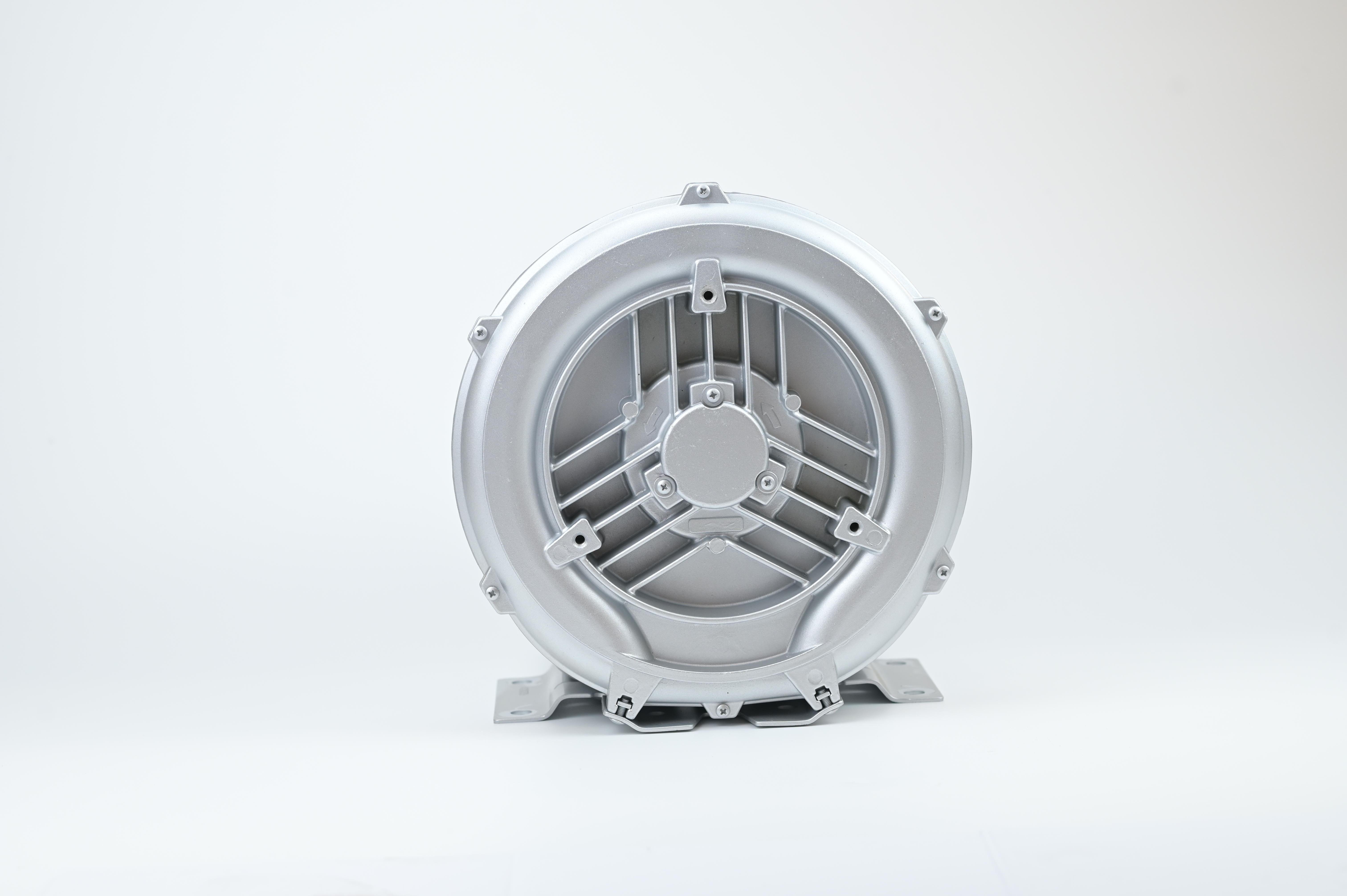 Comment une pompe à vide CNC améliore-t-elle la stabilité de la pièce pendant l’usinage ?